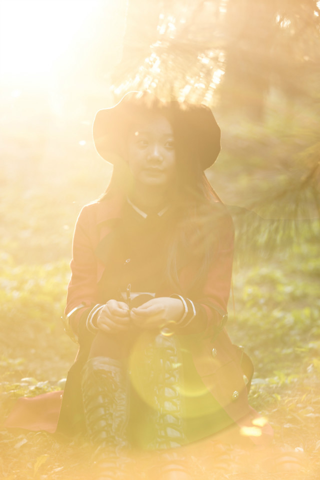 气质优雅美女丛林采风大胆唯美高清写真,清纯美女,